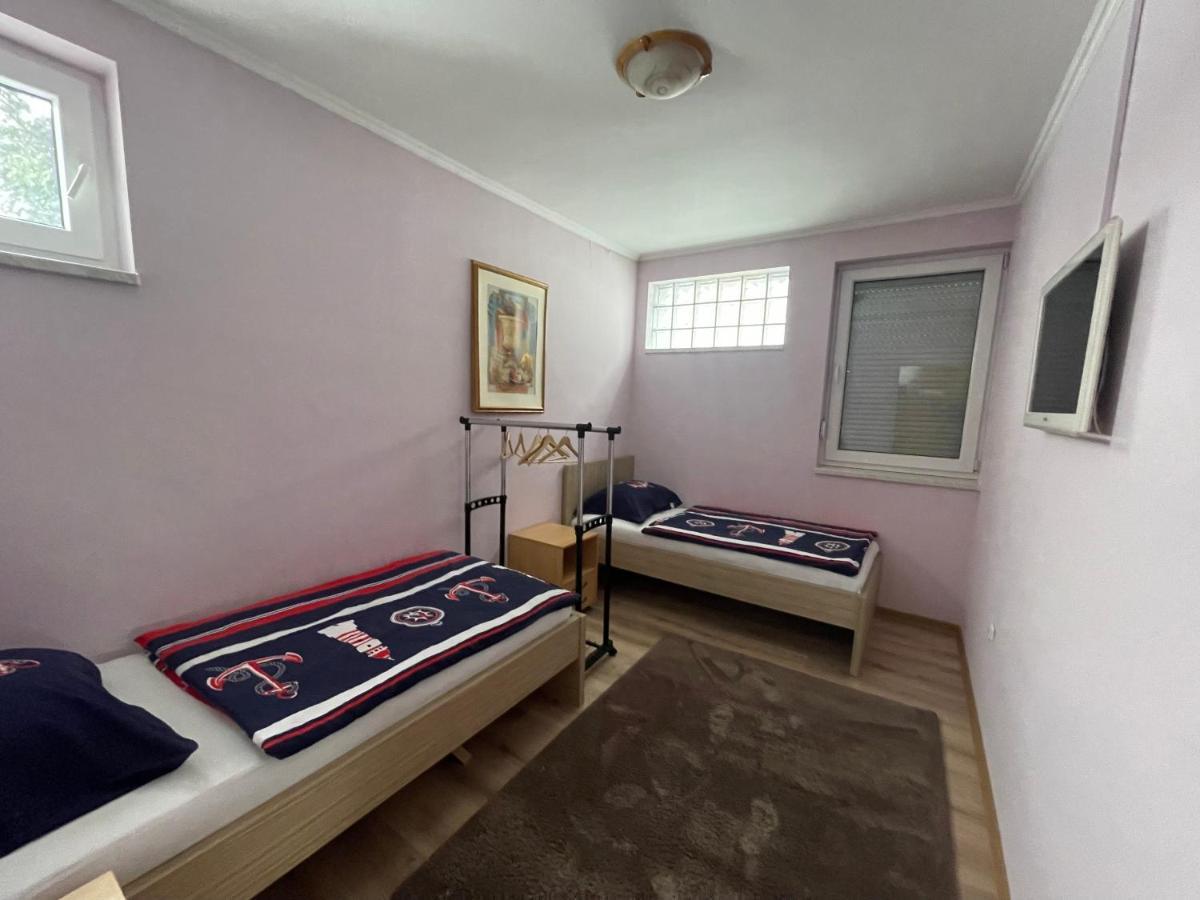 Apartmani Brod Зеница Екстериор снимка